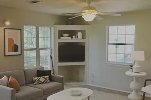 111 Trinity St, Cedar Creek, TX 78612 - Photo 34