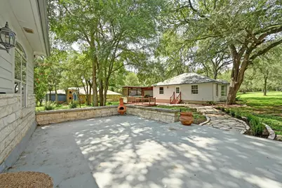 111 Trinity Street, Cedar Creek, TX 78612 - Photo 24