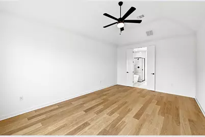 9612 Golden Lion Drive, Austin, TX 78744 - Photo 8