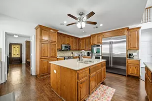 211 Moore Ln, Cedar Park, TX 78613 - Photo 14