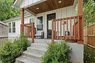 1903 W 30th St, Austin, TX 78703 - Photo 2