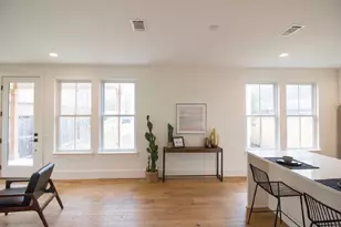 1903 W 30th St, Austin, TX 78703 - Photo 6