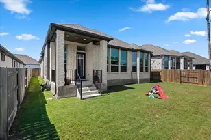 1812 David Ezra St, Leander, TX 78641 - Photo 32