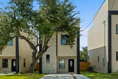 650 Canyon Circle Drive, Canyon Lake, TX 78133 - Photo 2