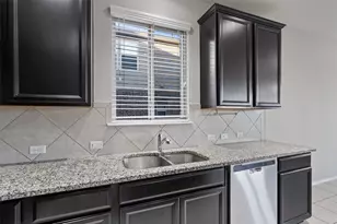 7001 Midlothian Dr, Austin, TX 78754 - Photo 14