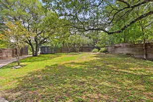 801 The High Rd, Austin, TX 78746 - Photo 34