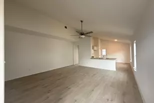 115 Wirepass Crest, Jarrell, TX 76537 - Photo 2