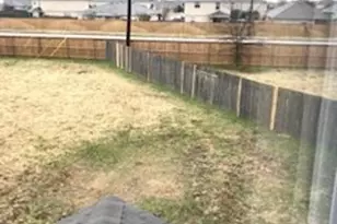 103 Paddington Way, Hutto, TX 78634 - Photo 20