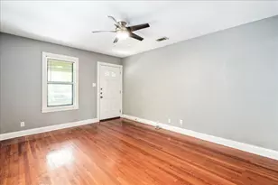 3710 Hollywood Ave, Austin, TX 78722 - Photo 12