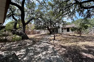 57 Woodcreek Dr, Wimberley, TX 78676 - Photo 22
