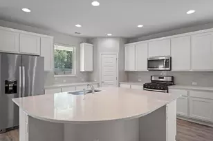 112 Driftwood Hills Way, Georgetown, TX 78633 - Photo 2