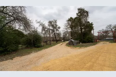 191 Clydesdale Drive, Dale, TX 78616 - Photo 4