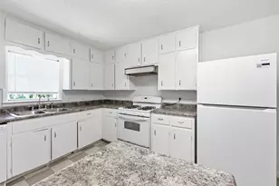 5400 Harmon Ave, Austin, TX 78751 - Photo 8