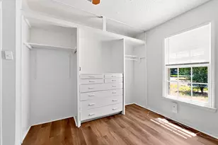 5400 Harmon Ave, Austin, TX 78751 - Photo 14