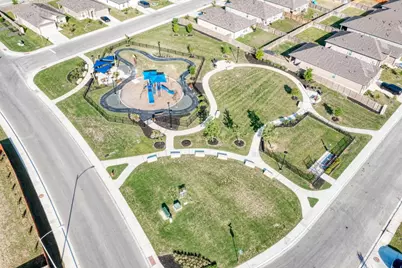 303 Abbey Lane, Lockhart, TX 78644 - Photo 8