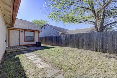 8118 W Gate Boulevard #B, Austin, TX 78745 - Photo 20