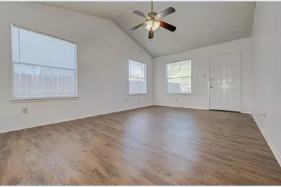 8118 W Gate Boulevard #B, Austin, TX 78745 - Photo 6