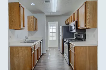 8118 W Gate Boulevard #B, Austin, TX 78745 - Photo 10