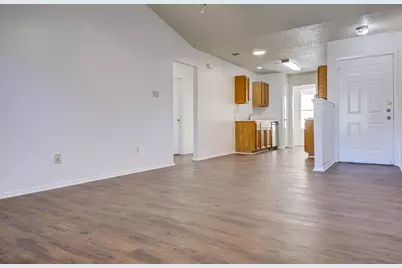 8118 W Gate Boulevard #B, Austin, TX 78745 - Photo 4