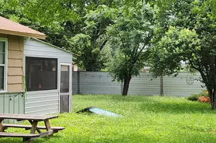 1111 Vasquez St, Austin, TX 78741 - Photo 4