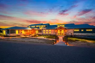 554 Seven Falls Dr, Fredericksburg, TX 78624 - Photo 4