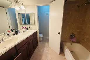 2018 W Rundberg Ln, Austin, TX 78758 - Photo 10