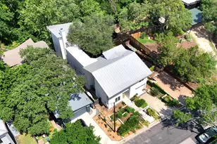 1700 S 6th St, Austin, TX 78704 - Photo 36