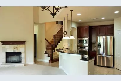 8512 Alophia Drive, Austin, TX 78739 - Photo 4