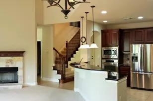 8512 Alophia Dr, Austin, TX 78739 - Photo 4