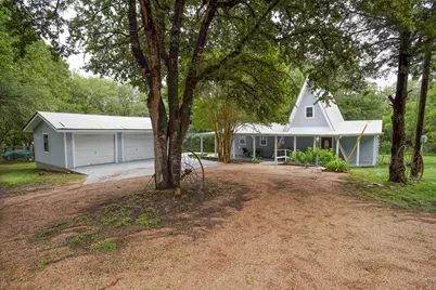 147 Deer Run Drive, Cedar Creek, TX 78612 - Photo 2