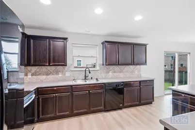 9000 Norwich Castle Drive, Austin, TX 78747 - Photo 14