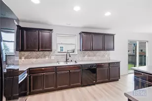 9000 Norwich Castle Dr, Austin, TX 78747 - Photo 14
