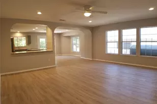 11208 Blairview Ln, Austin, TX 78748 - Photo 4