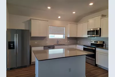 105 Ulmus Street, Hutto, TX 78634 - Photo 14