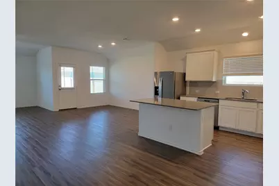 105 Ulmus Street, Hutto, TX 78634 - Photo 12