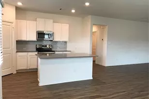 107 Ozark Dr, Hutto, TX 78634 - Photo 6