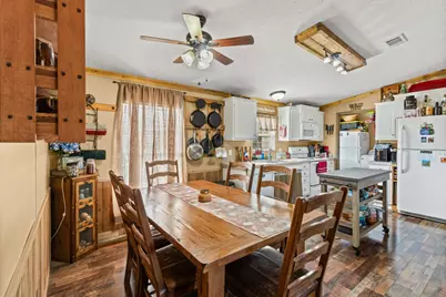 864 Rolling Oaks Drive, Luling, TX 78648 - Photo 6