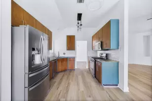 3011 Foxton Cove, Austin, TX 78748 - Photo 10