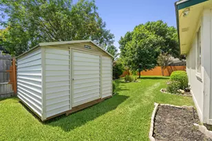 303 Sycamore Dr, Cedar Park, TX 78613 - Photo 32