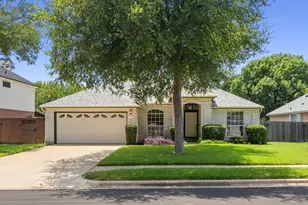 303 Sycamore Dr, Cedar Park, TX 78613 - Photo 2