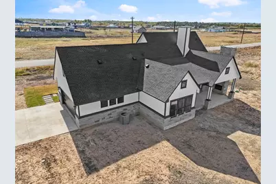 142 Desperado Loop, Del Valle, TX 78617 - Photo 26