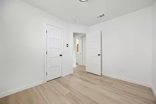 4703 Candletree Ln, Austin, TX 78744 - Photo 16