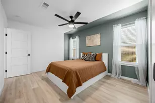 4703 Candletree Ln, Austin, TX 78744 - Photo 18