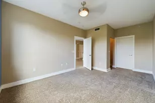 3016 Guadalupe St, Austin, TX 78705 - Photo 12