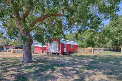 2666 County Road 247, Moulton, TX 77975 - Photo 22
