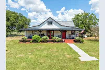 2666 County Road 247, Moulton, TX 77975 - Photo 2
