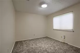 12320 Thompkins Dr, Austin, TX 78753 - Photo 16