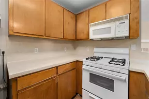 2904 Kestrel Dr, Austin, TX 78745 - Photo 10