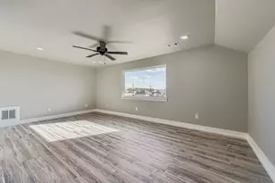 1403 Sunset Dr, Marble Falls, TX 78654 - Photo 14
