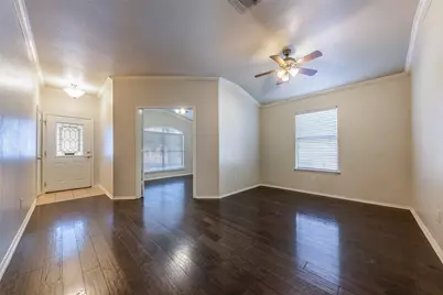 207 Baldwin Street, Hutto, TX 78634 - Photo 4